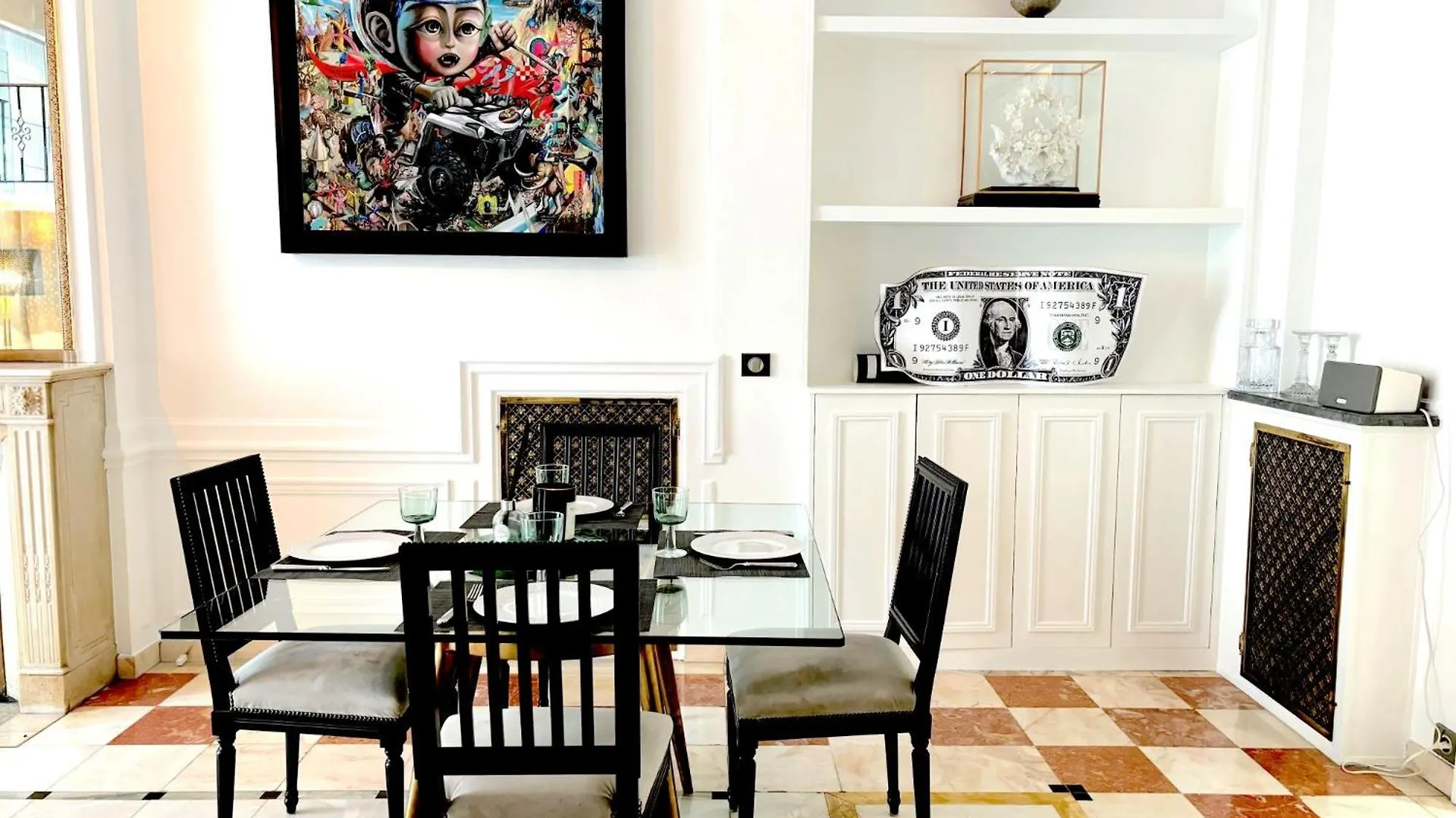 Vendome Apartment